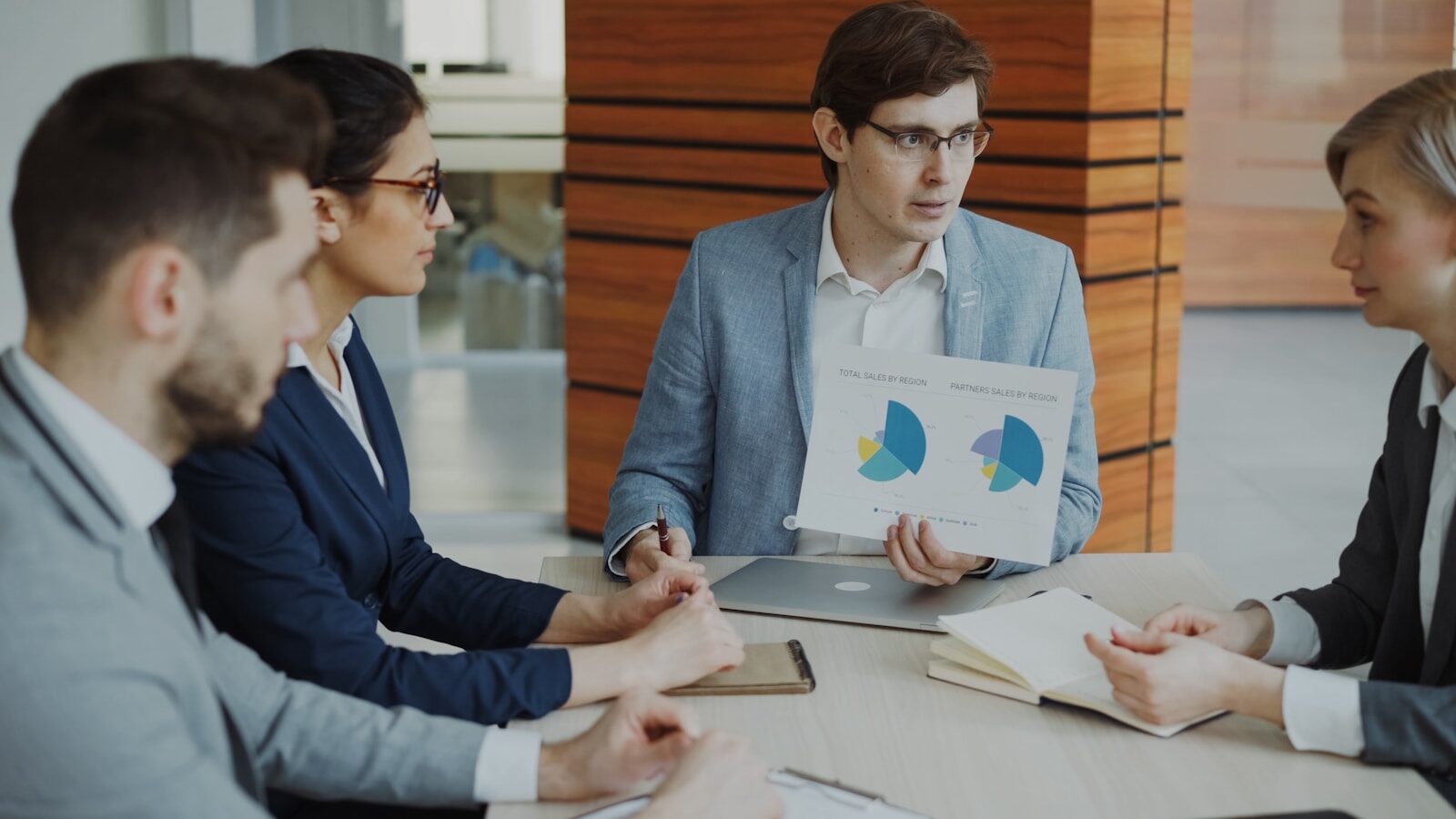 Due Diligence Online-Unternehmen