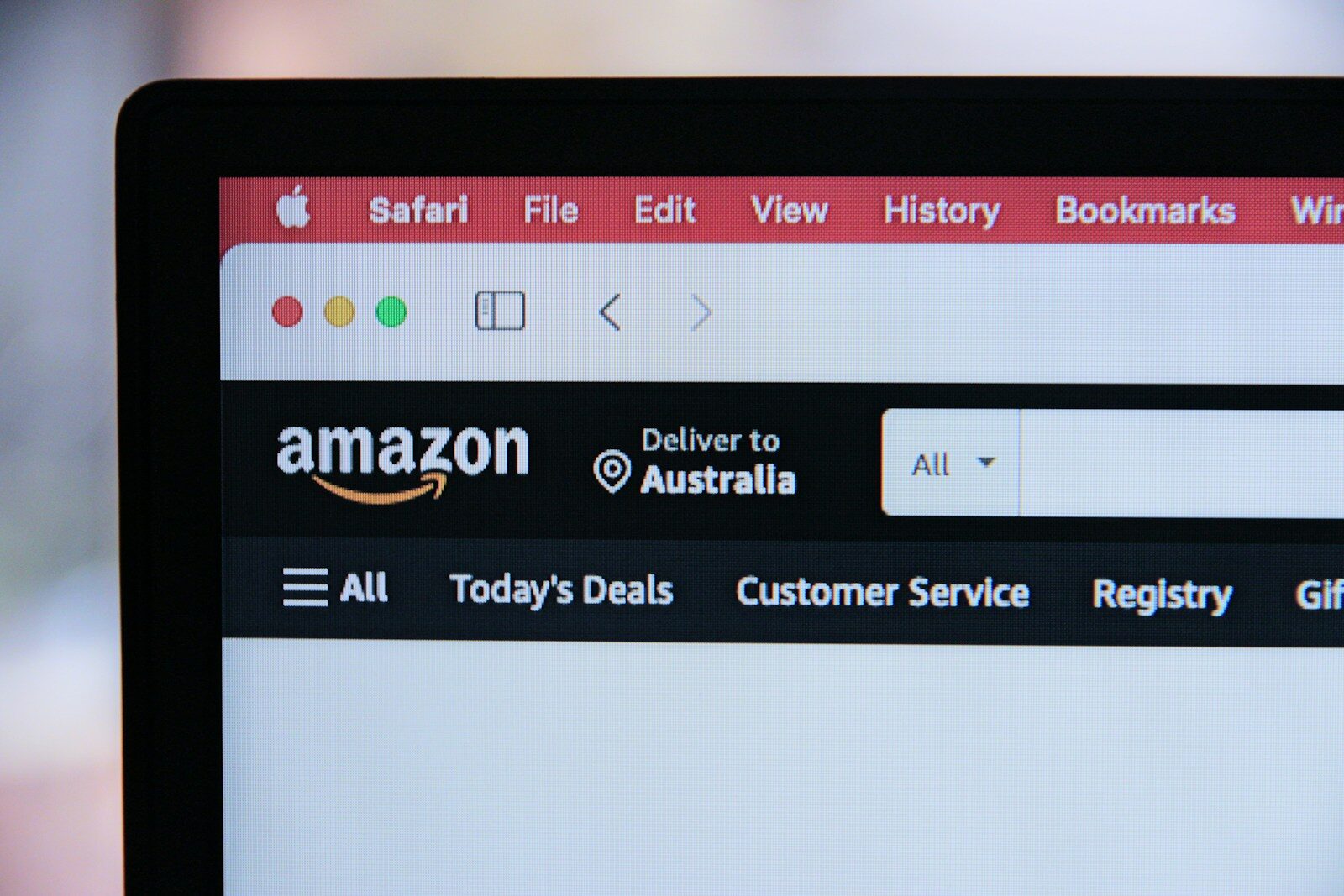Amazon FBA Unternehmen kaufen 2026: Worauf DACH-Investoren bei Bewertung, Due Diligence, Lieferanten und Finanzen achten müssen. Vollständiger Leitfaden mit Checkliste.
