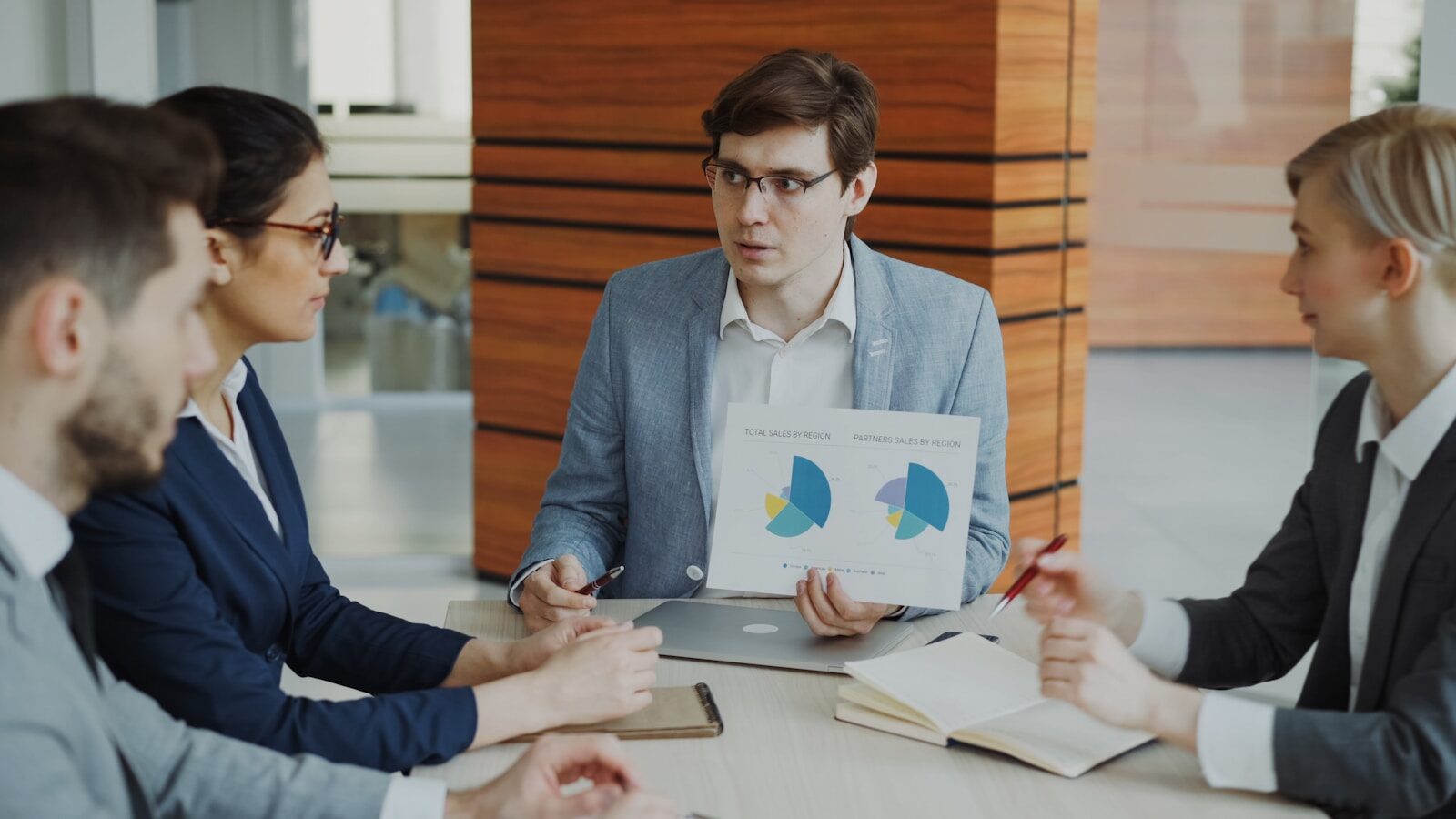 Due Diligence Online-Unternehmen